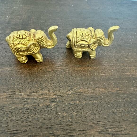 Vintage Brass Elephants Two Handcrafted Lucky Pachyderms Trunk Up Alabama - Picture 4 of 10